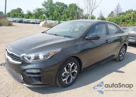 2021 Kia Forte Lxs z USA, uszkodzony, nr VIN 3KPF24AD6ME317419
